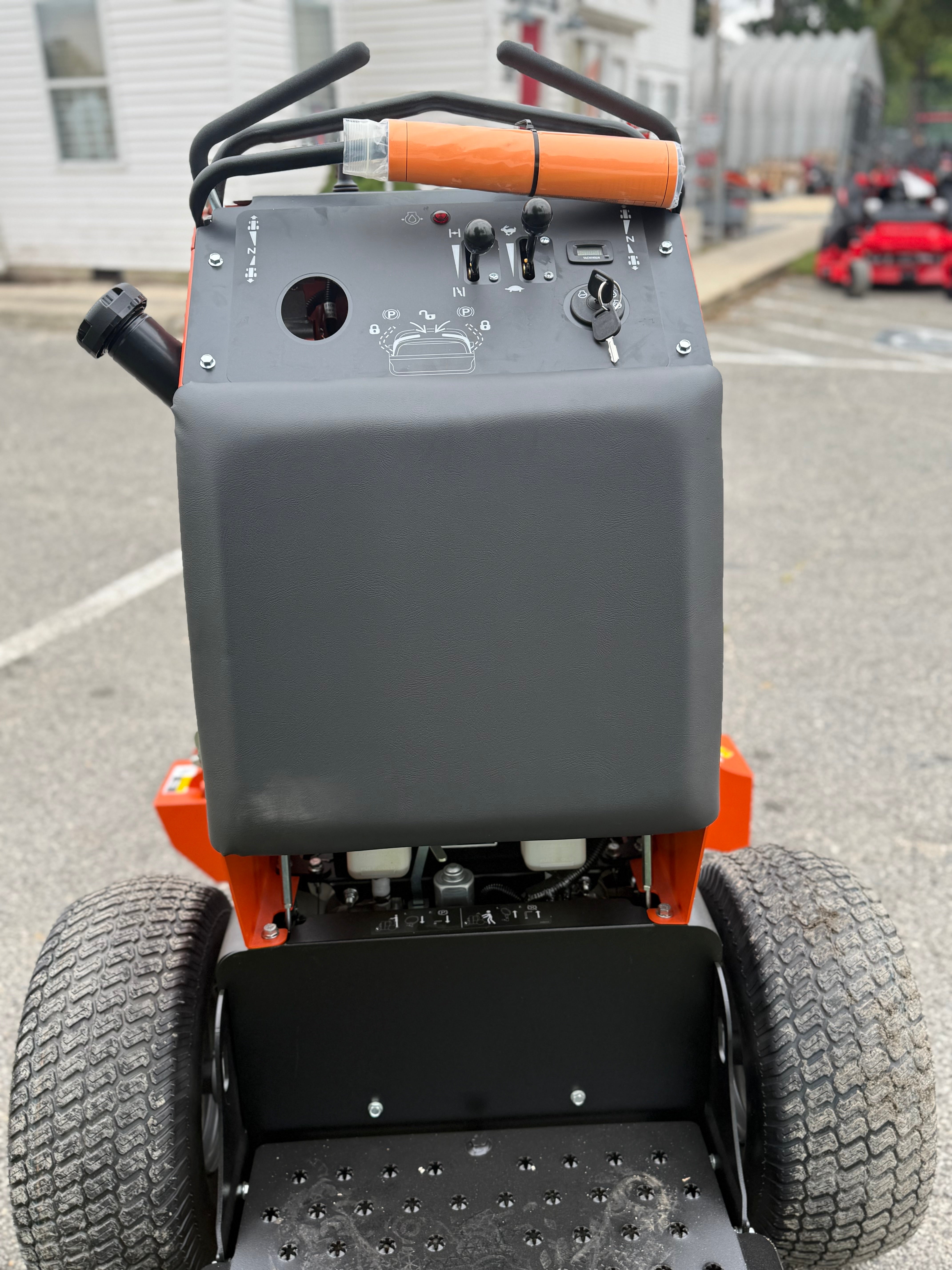 Billy Goat Hurricane X3001 Zero Turn Stand-On Leaf Blower