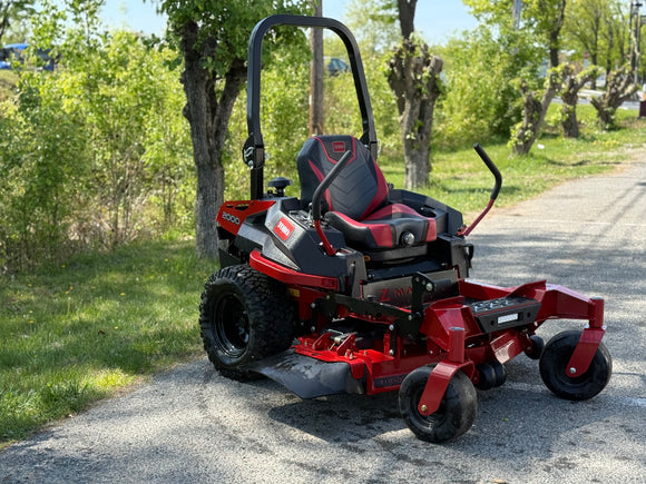 Toro 2000 Series 48 in. Zero Turn Mower (122 cm) 24.5 hp 708 cc (77281)