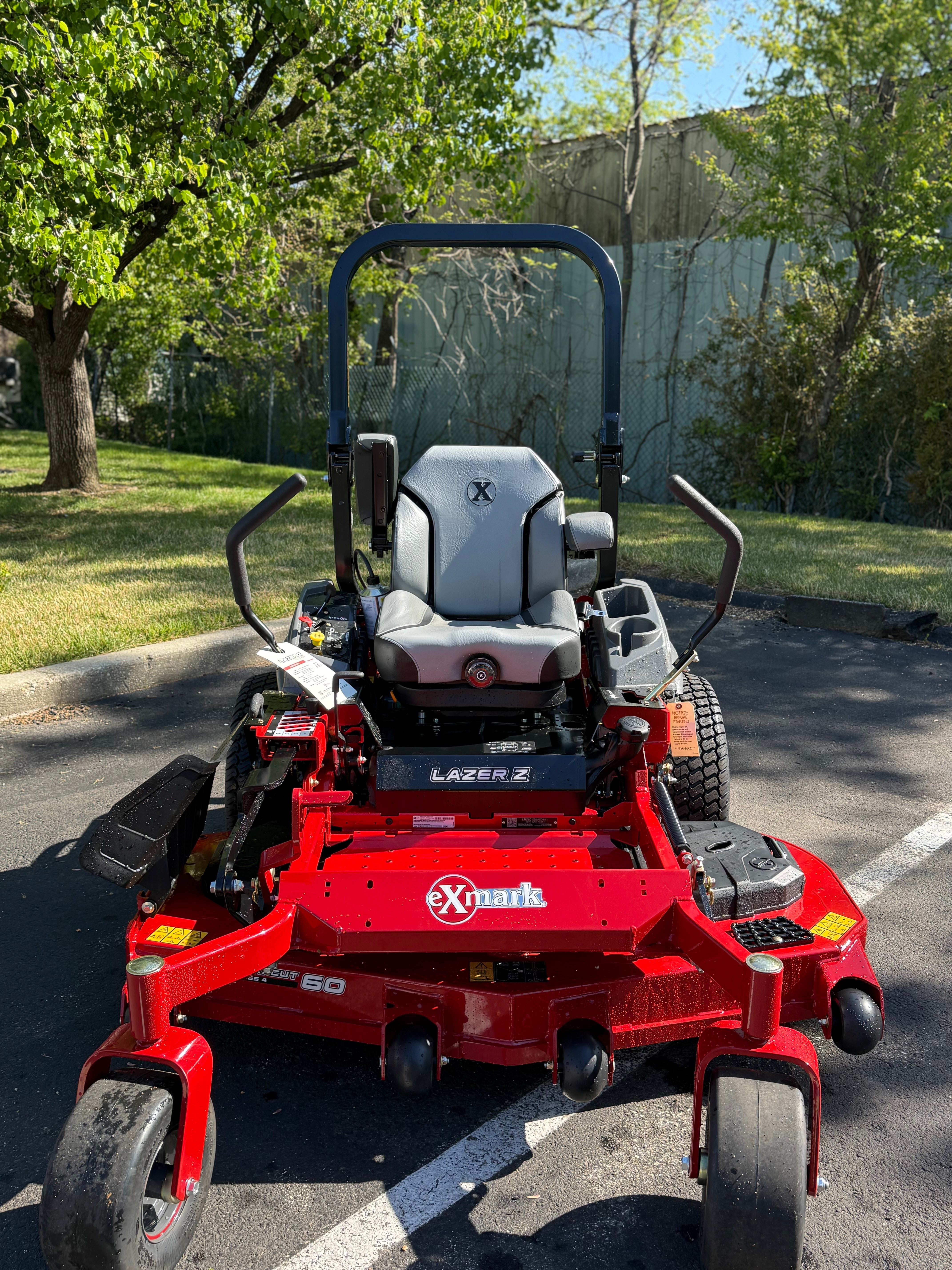 Exmark Lazer Z S-Series with 25.5 HP* Kawasaki FX801V Engine and
