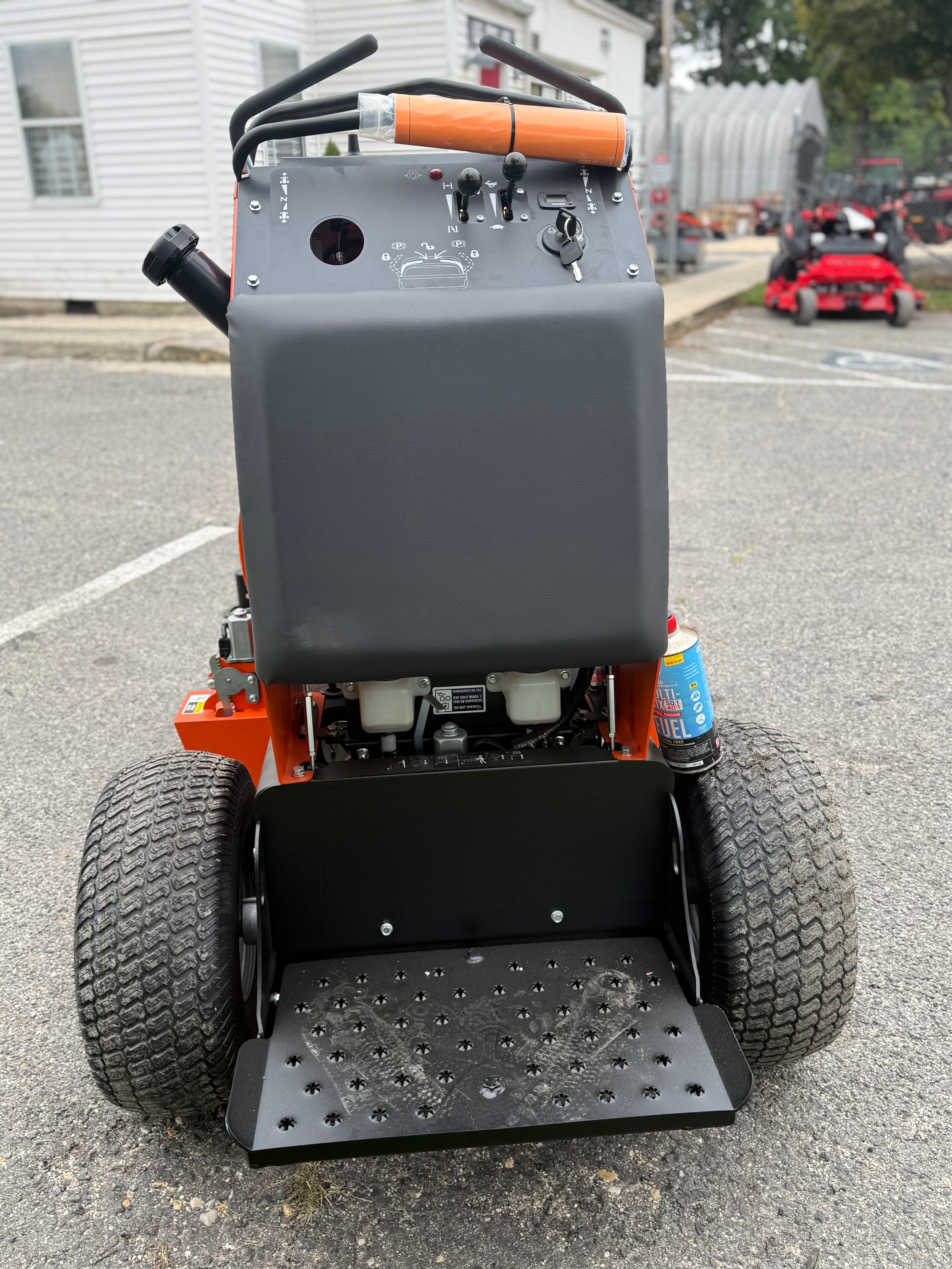 Billy Goat Hurricane X3001 Zero Turn Stand-On Leaf Blower