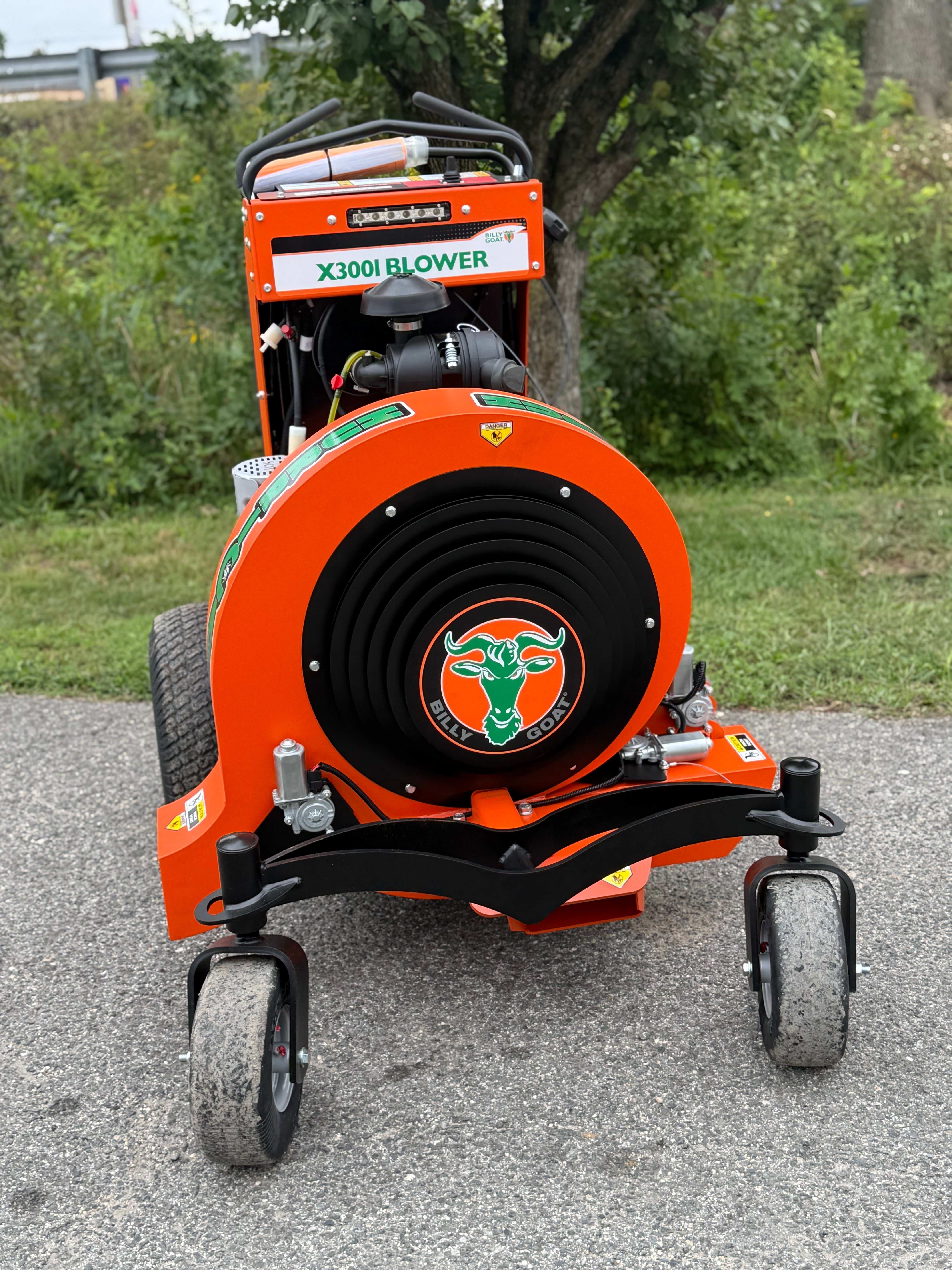 Billy Goat Hurricane X3001 Zero Turn Stand-On Leaf Blower