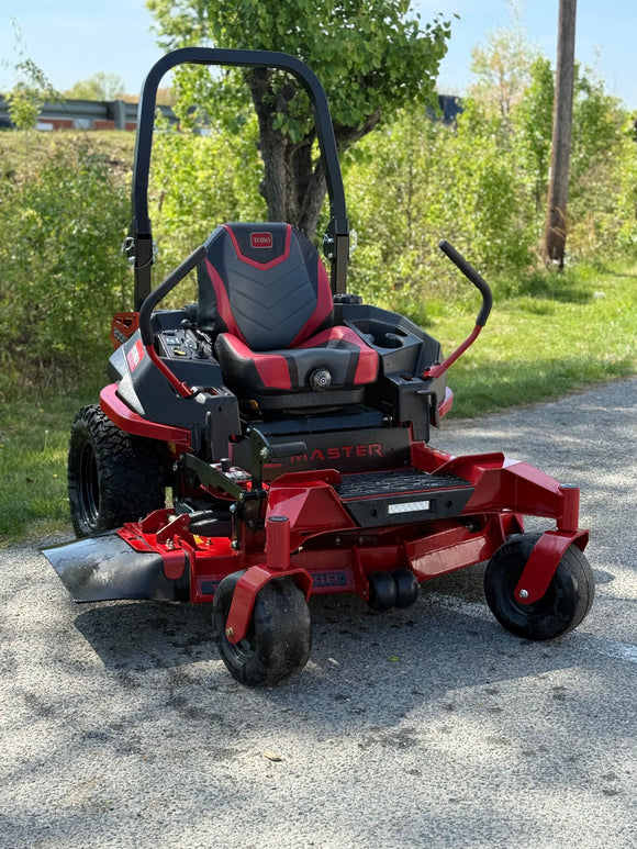 Toro 2000 Series 48 in. Zero Turn Mower (122 cm) 24.5 hp 708 cc (77281)