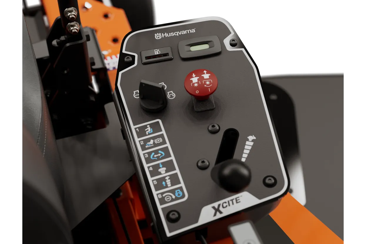 Husqvarna Xcite Z345 Zero Turn