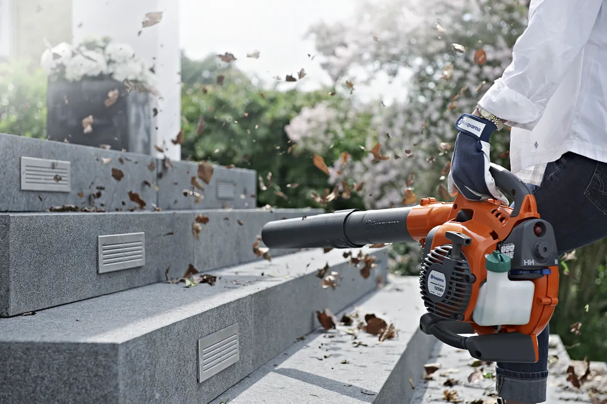 HUSQVARNA 125BVx Leaf Blower